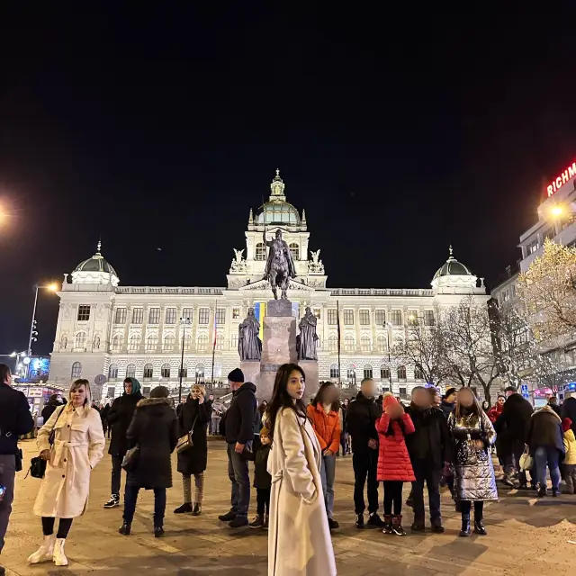 프라하 필수 여행코스 바츨라프광장🎄