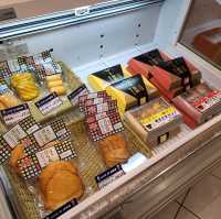 일본여행 오타루의 맛있는 어묵 공장 카마에이 공장직영점 かま栄 工場直売店