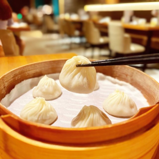 👽 食神大媽《旺角｜經典小籠包過江龍名店》