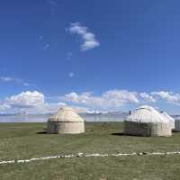 Horseback riding to lake song kul