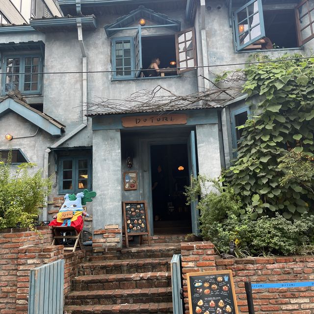 삼각지역 핫플 카페 <도토리> 꾸덕한 그릭요거트/귀여운 브런치