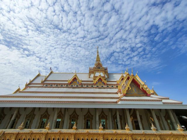 เที่ยววัดหนองพงนก วัดสวย นครปฐม 🙏🏻🙏🏻