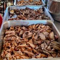 ก๋วยจั๊บน้ำข้นป้าติ๊กกะตะ สูตรโบราณ