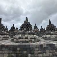 ท่องมรดกโลกบุโรพุทโธ วัดพุทธที่ใหญ่ที่สุดในโลก