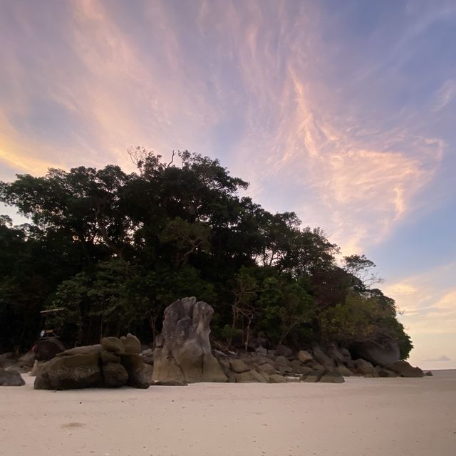 เกาะที่มีน้ำใสที่สุดที่เคยเจอในชีวิต