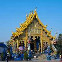 💙พระอารามสีน้ำเงิน "วัดร่องเสือเต้น" จ.เชียงราย