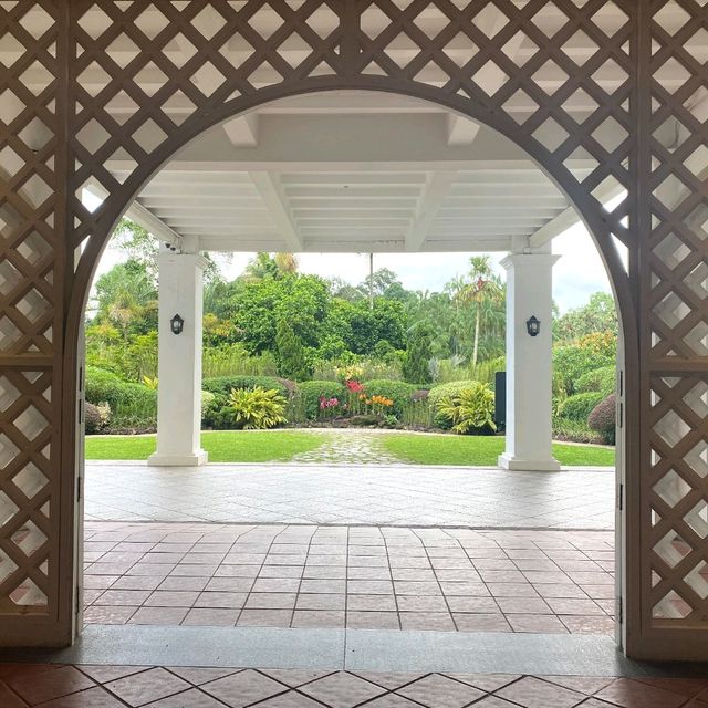 Botanic Garden Is A Real Life Fairytale