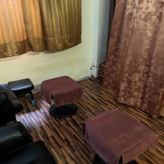 방콕에서의 로컬 마사지 체험, Chingcha Thai Massage