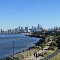 พาเดินเล่นริมหาด Point Ormond ที่st.kilda