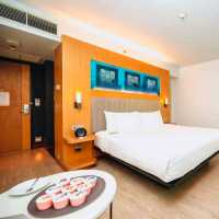 Aloft Bangkok Sukhumvit 11 Hotel 