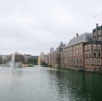 荷蘭🇳🇱海牙The Hague (Den Haag)🚶🏻‍♀️🚶🏿🚶🏻‍♂️ Hofvijver 散步看風景