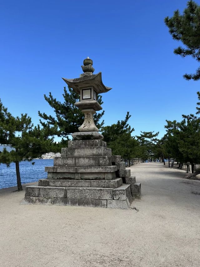 神聖的海上之旅⛩️⛩️🌊 嚴島神社