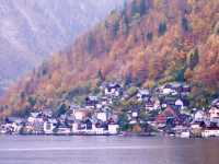 Stunning Autumn in Hallstatt Austria