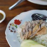 ข้าวมันไก่ทับหลี ระนอง อร่อยเด็ดเนื้อเด้ง