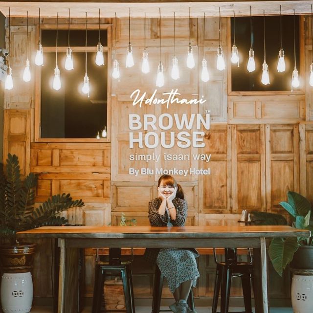 Brown House Hotel by Blu Monkey 