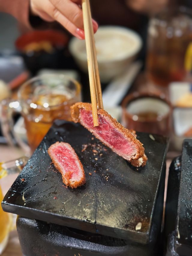 🇯🇵｜Grilled beef cutlets on hot stone