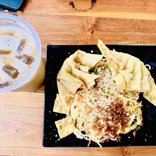 【インドネシア】辛さ🔥NO.1が売り“Mie Gacoan”