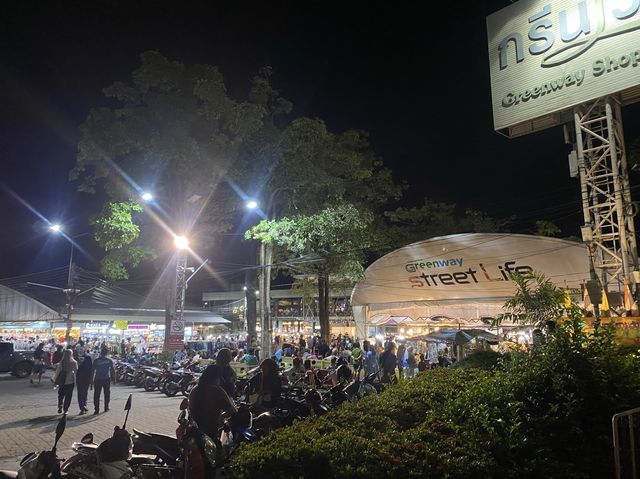 กรีนเวย์ ไนท์ มาร์เก็ต แหล่งช้อปปิ้งชาวหาดใหญ่
