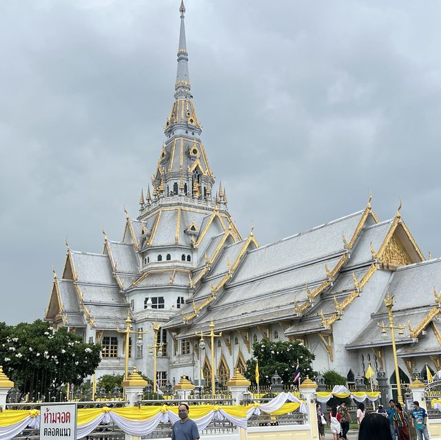 🙏🏻🙏🏻🙏🏻วัดโสธรวรารามวรวิหาร 🙏🏻🙏🏻🙏🏻