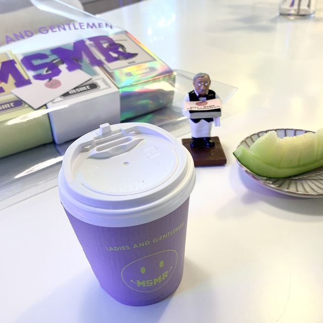 【梨泰院/ソウル】カラフルな空間でおしゃれな靴下を★