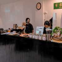 พากินข้าวต้มร้าน เจินหลิง ภูเก็ต 