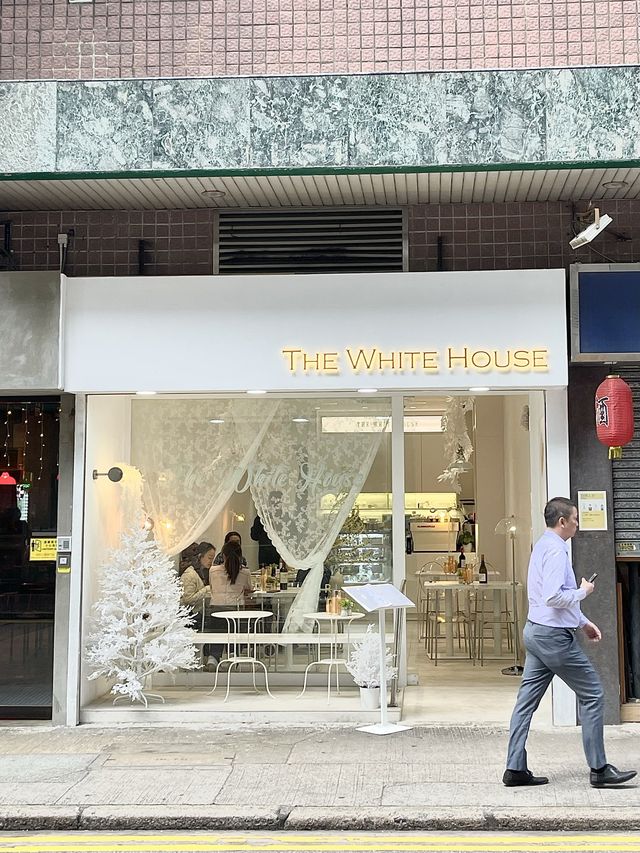 香港炮台山純白色寵物友善餐廳-The White House
