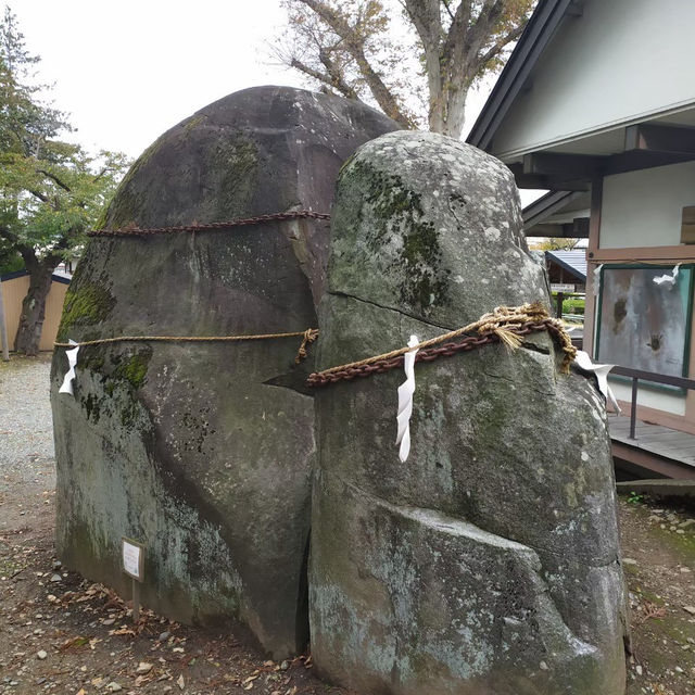 3big rocks with demon hands