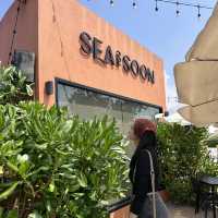 Sea you soon cafe’ : คาเฟ่ริมชายหาดบางแสน