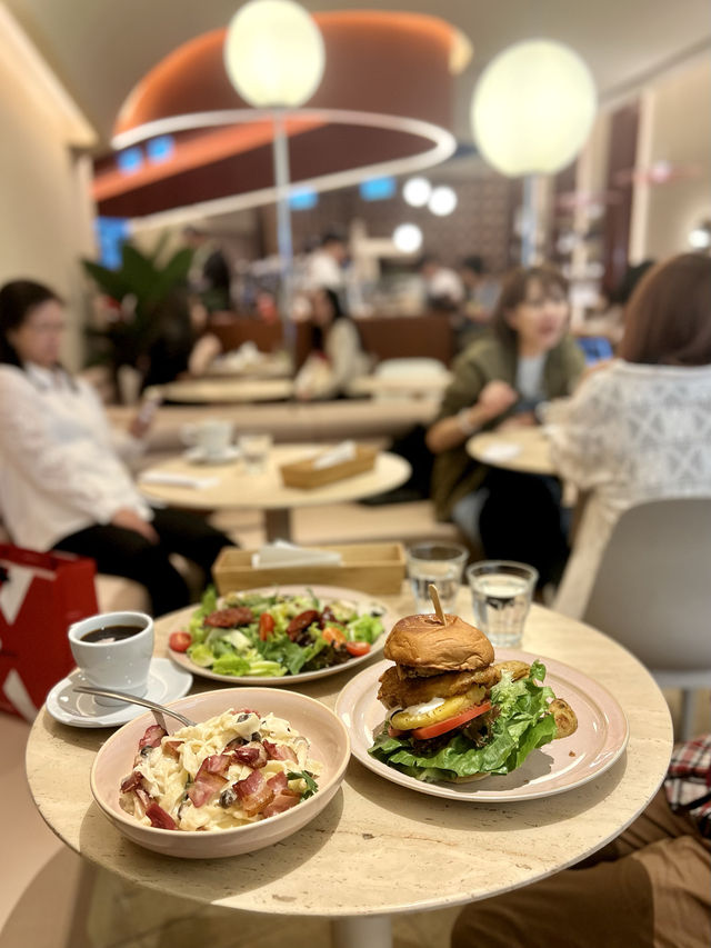 將軍澳一間高質舒服Cafe🖤☕️🍽💫