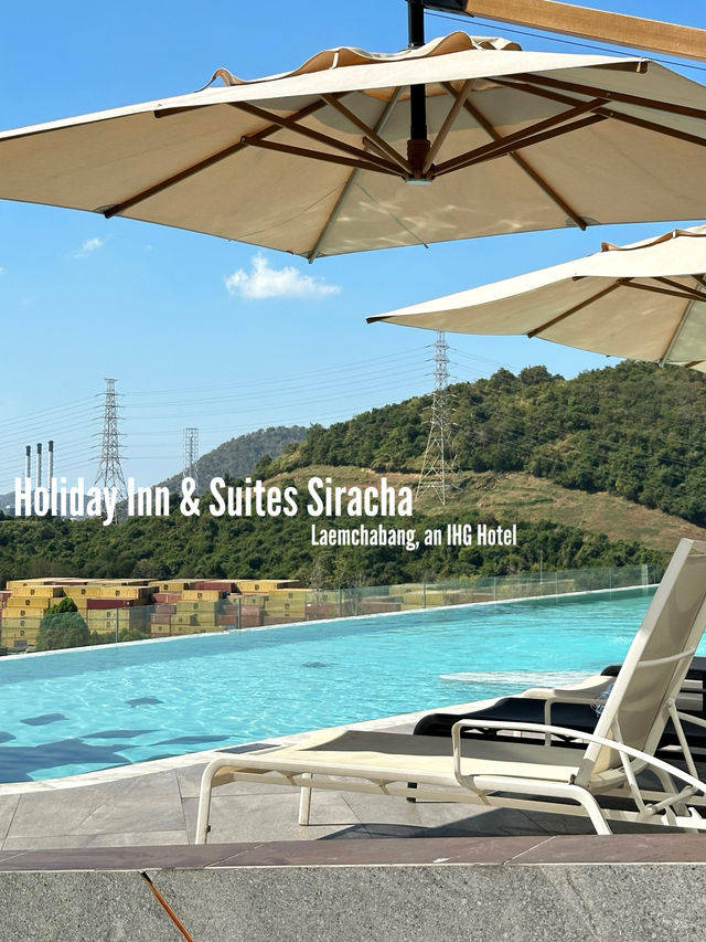 พักร้อน Holiday Inn & Suites Siracha 🌊