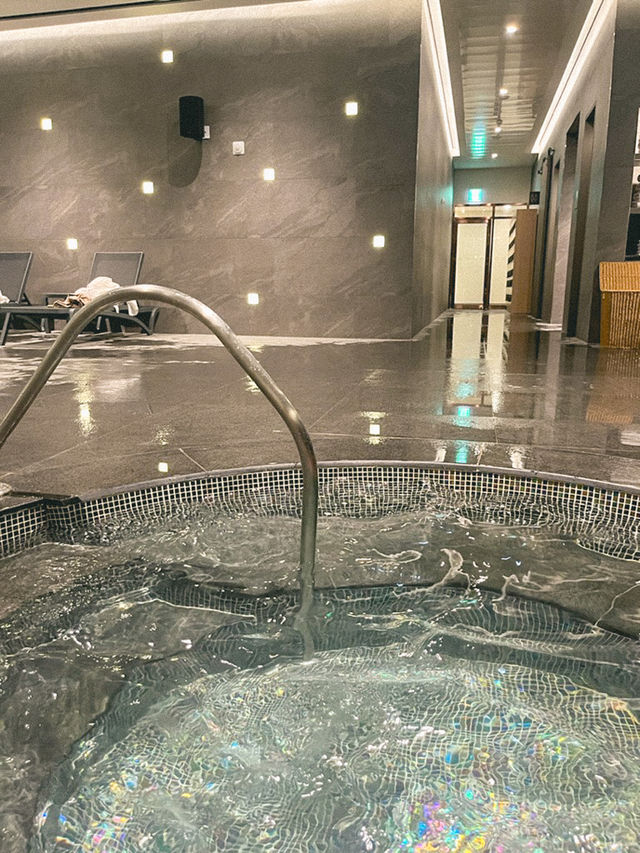 지금 날씨에 딱 좋은 수영장 호캉스 추천🏊🏻‍♀️