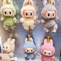 พามาเล่น Art Toy