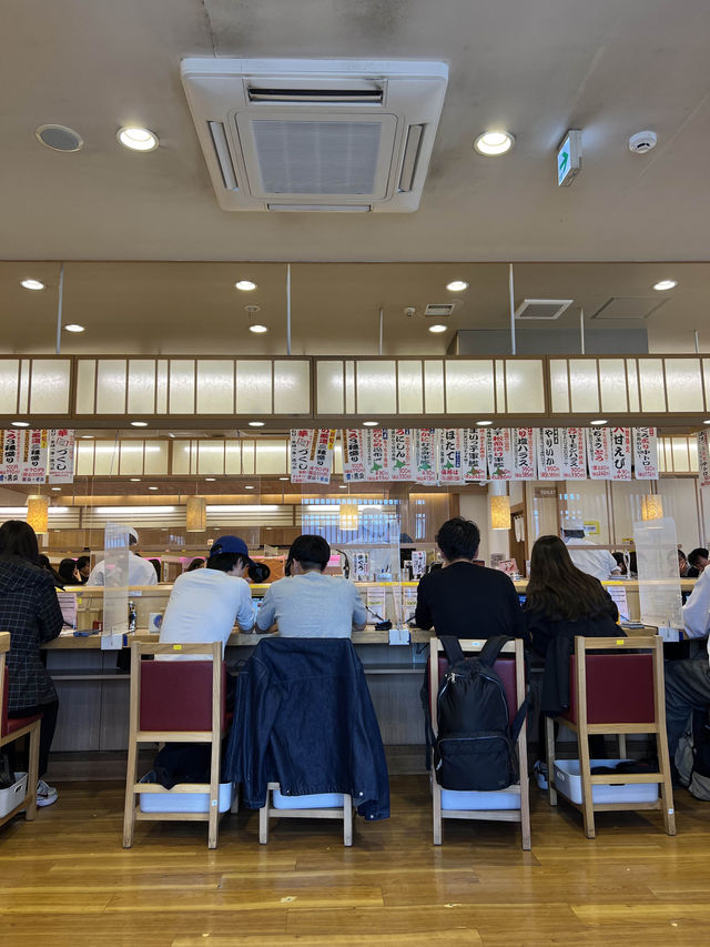 北海道不能錯過人氣壽司🍣店🤪根室花丸