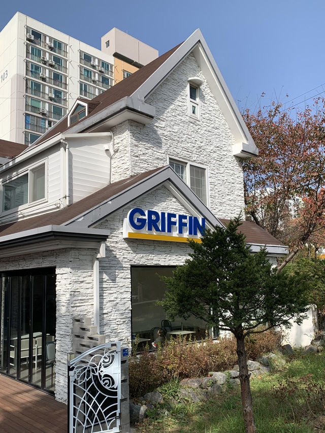 목포 감성카페 “그리핀”