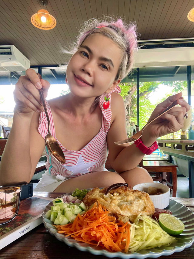 คาเฟ่ที่มีแต่ความสุข Fika Cafe @ Baan Ta