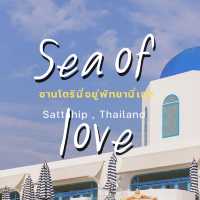 Sea Of Love Pattaya คาเฟ่สไตล์ซานโตรินี 