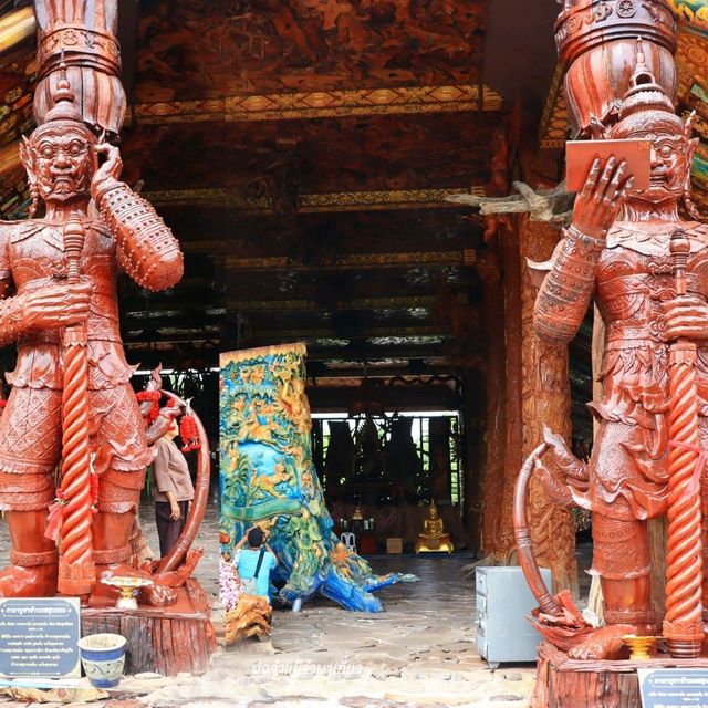 วัดเขาถ้ำประทุน ชมโบสถ์รากไม้ หนึ่งเดียวในไทย