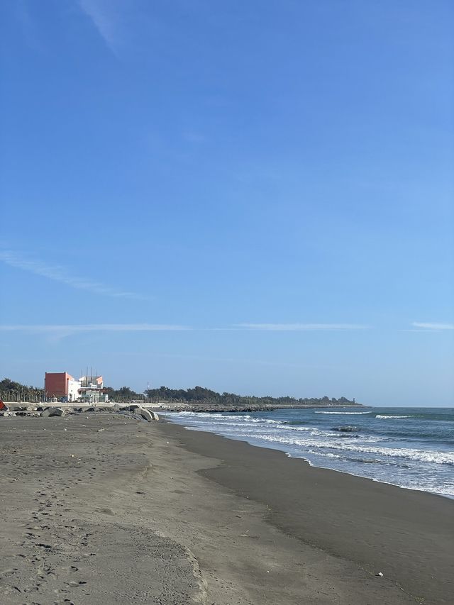 🌊Golden Coast, Tainan The Hidden Gem I Found in Maps