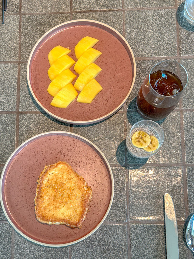 푸꾸옥 머천트 레스토랑에서 즐기는 라페스타 힐튼의 다양한 조식🍳