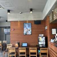 전주 넓은 홀에서 교촌치킨을 드시고 싶다면,교촌치킨 안행점