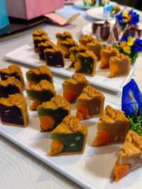 Sofitel's Premium Mooncakes for Mid-Autumn