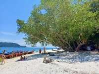 หาดทรายขาว อช.ตะรุเตา