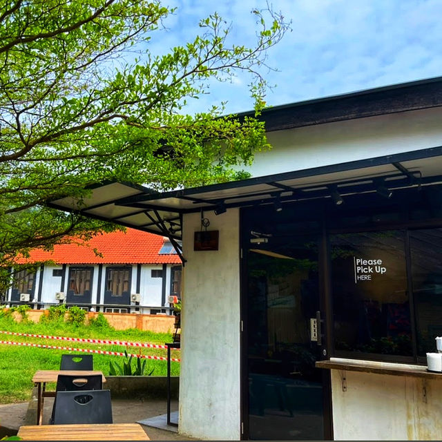 🇲🇾Outside by sideways coffee station
