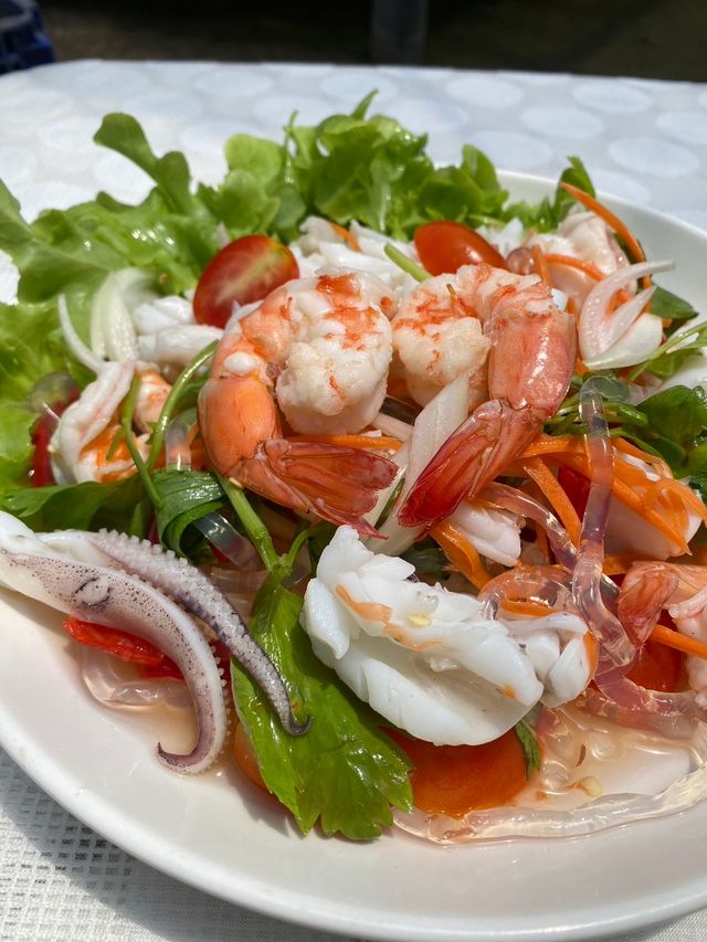 แมวเลคาเฟ่ บางสะพาน