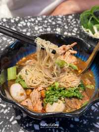 ก๋วยเตี๋ยวเนื้อขึ้นห้างรสชาติจัดจ้าน