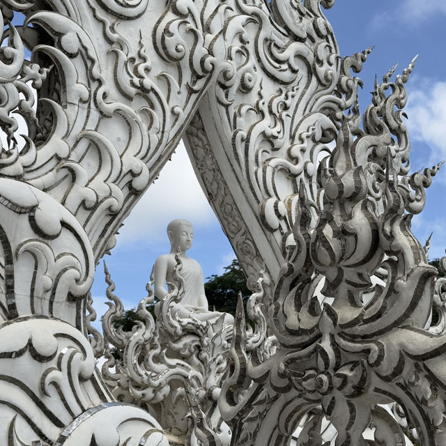 The White Temple – Chiang Rai's Hidden Gem