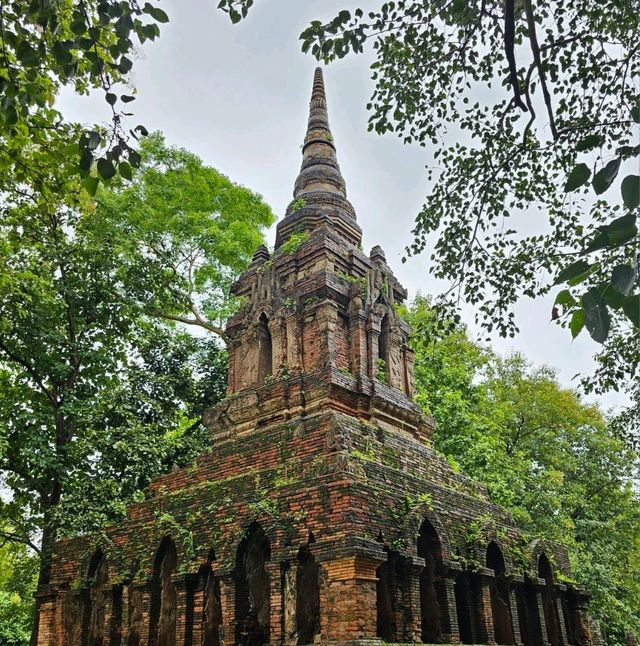 เชียงแสน Day Trip ปั่นจักรยานชมเมืองเก่าชิลๆ 🤩