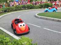 เครื่องเล่นเด็ก Elmo's Little Drive : USJ2024