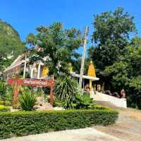 Wat Tham Phrathat Khao Prang