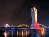 สะพานมังกร (Dragon Bridge)